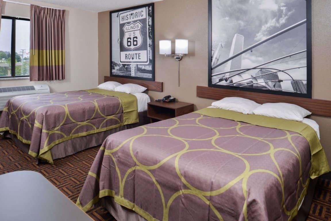 Super 8 By Wyndham Romeoville Bolingbrook Εξωτερικό φωτογραφία